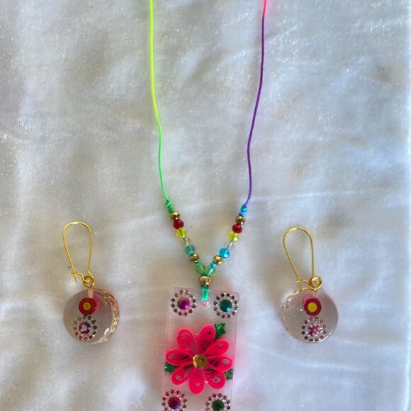 Quilling Love Rainbow Flowers Set - Picture 6 of 6